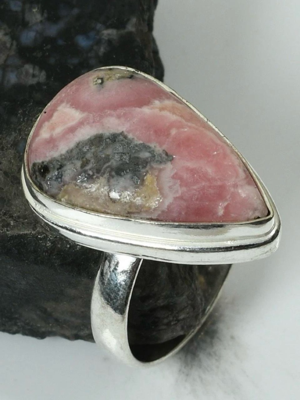 925 Silver Teardrop Pink Rhodochrosite Ring